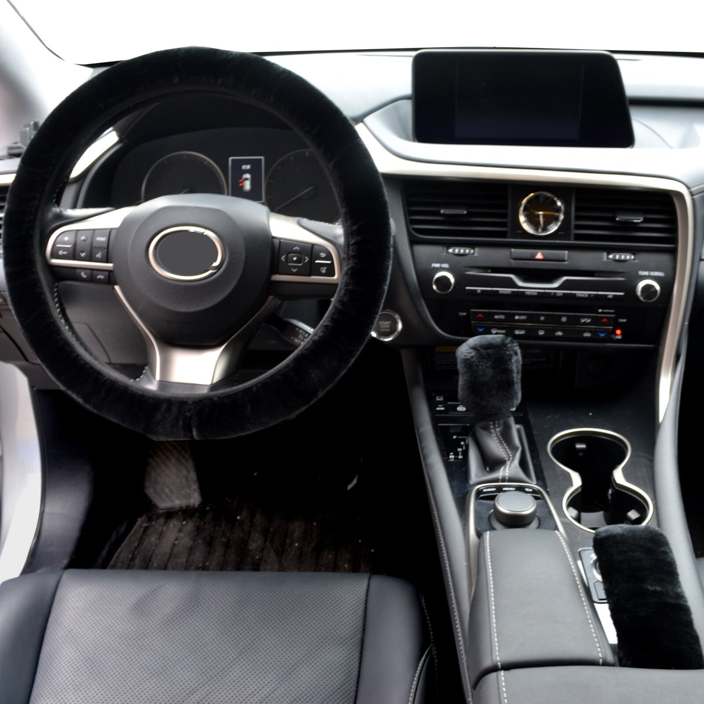 3 Car Steering Wheel Cover Winter Plush Steering Wheel Cover Fluffy Fur Guard 36-39cm