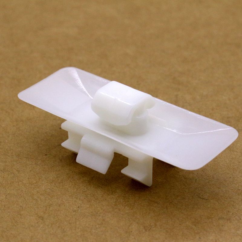 10. Body side mold clamp mounting clip holder suitable for Mercedes-Benz W124 W129