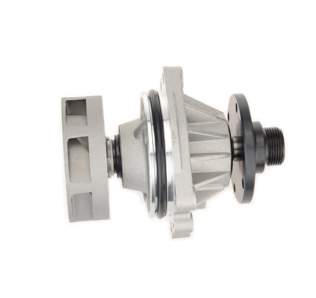new water pump with gasket 11517527910, suitable for BMW X5 E34 E36 E39 E46 E53 E83 E85