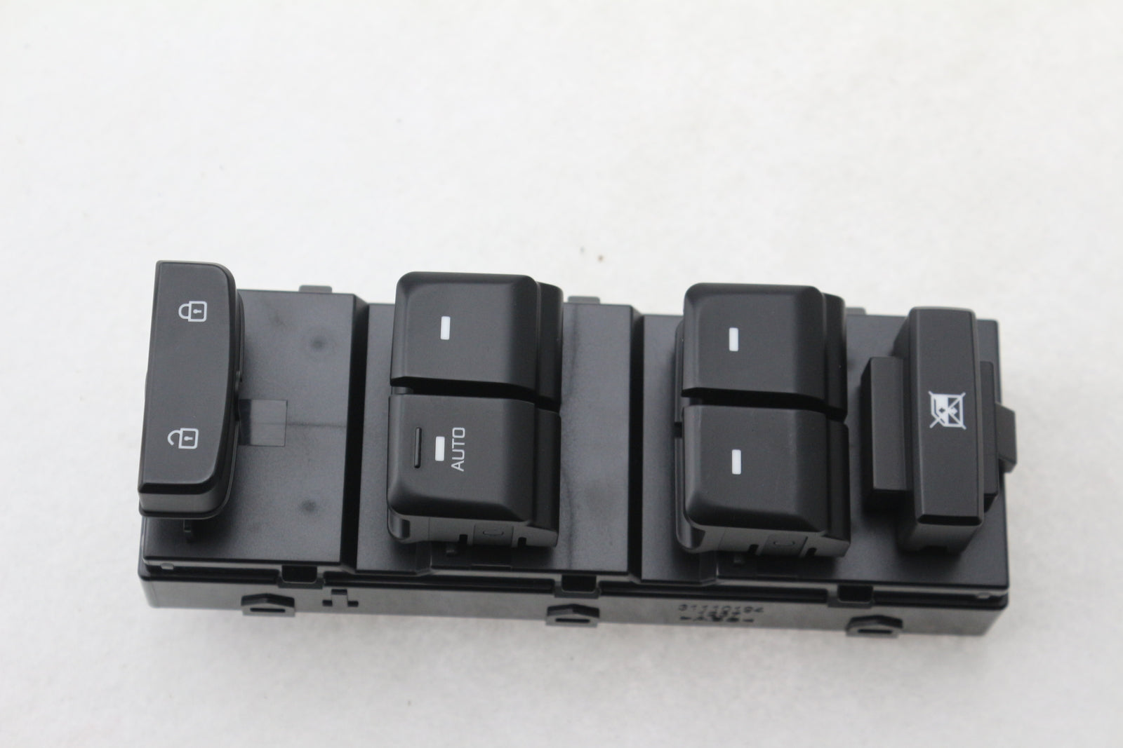 Car Electric Door Power Window Switch 93570-C1000 for Hyundai Sonata 15-19