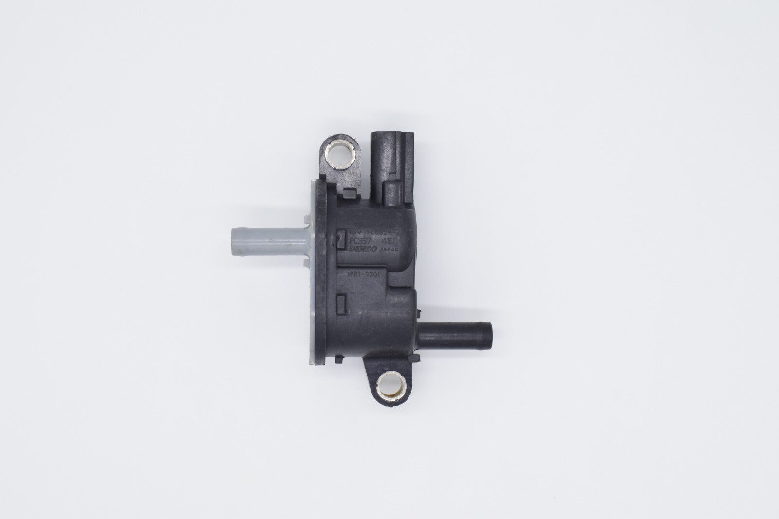 EVAP vapor tank purge valve solenoid valve suitable for 2006-2015 for Honda for Civic 136200-7020