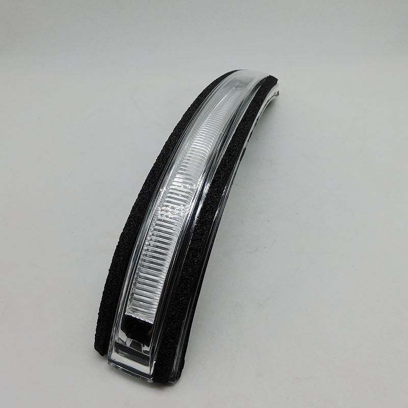 new side mirror turn signals, right-hand grip 87623C5000, suitable for Kia Sorento 2016-2020.