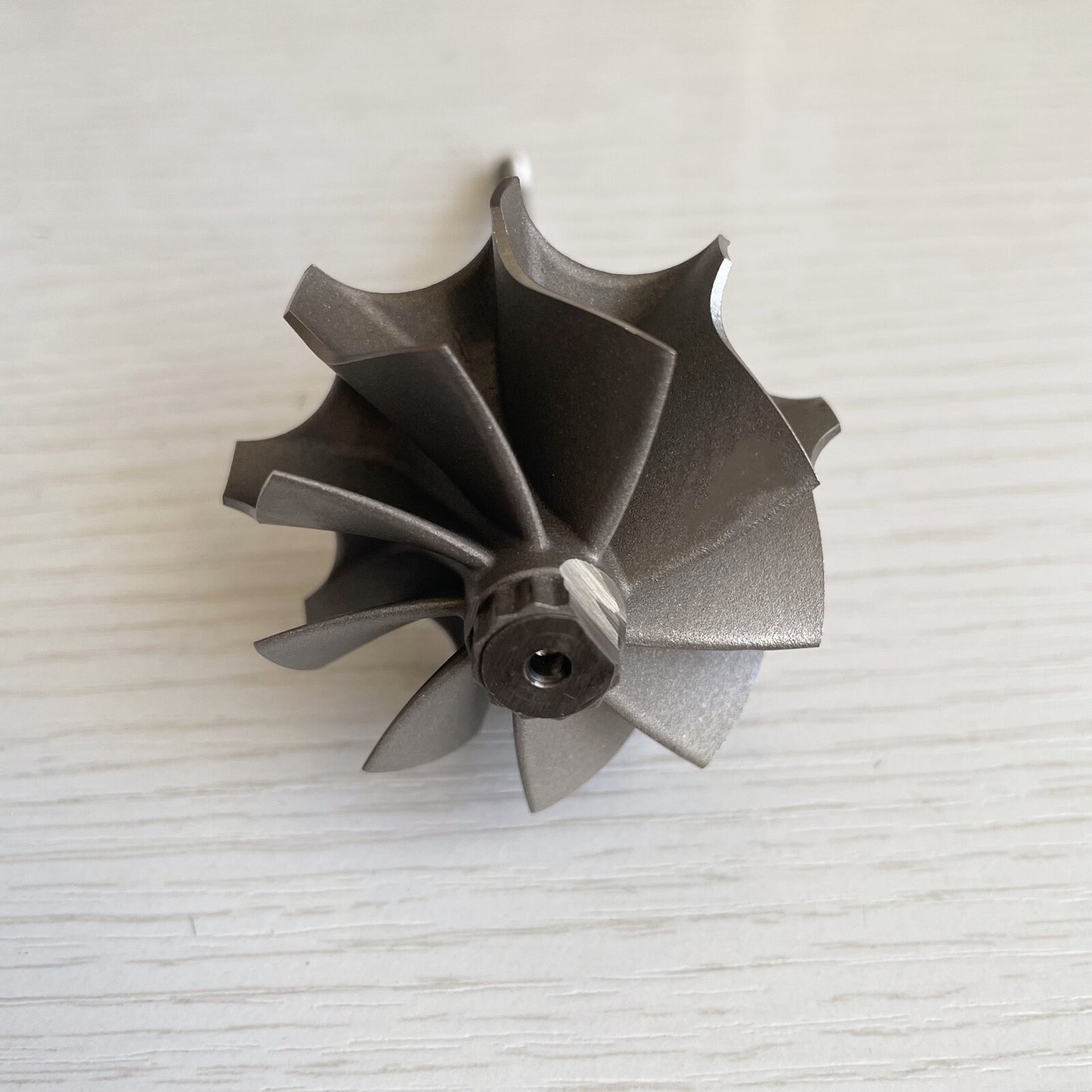TD04H 44.2/52 mm 9-blade turbine wheel/turbine shaft and wheel