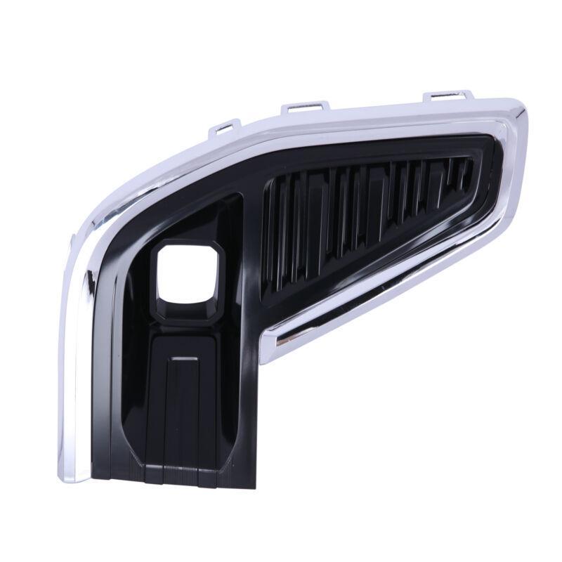 A Pair Lamp Bezel Front Fog Light Trim Cover For 2020-2022 for GMC Acadia 84740045