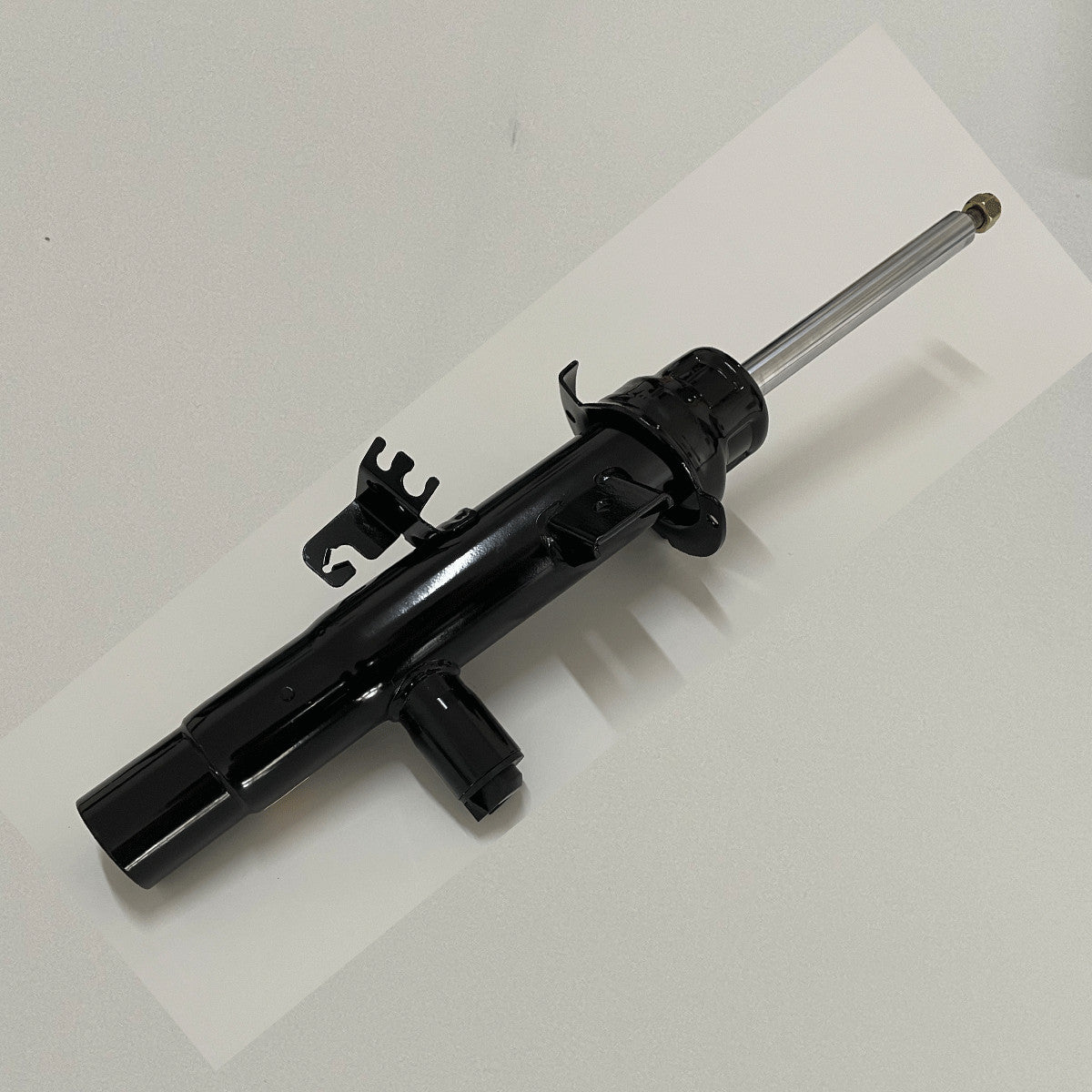The front left shock absorber is suitable for BMW 3 Series F30 228i 428i 435i 14-16 37116874517