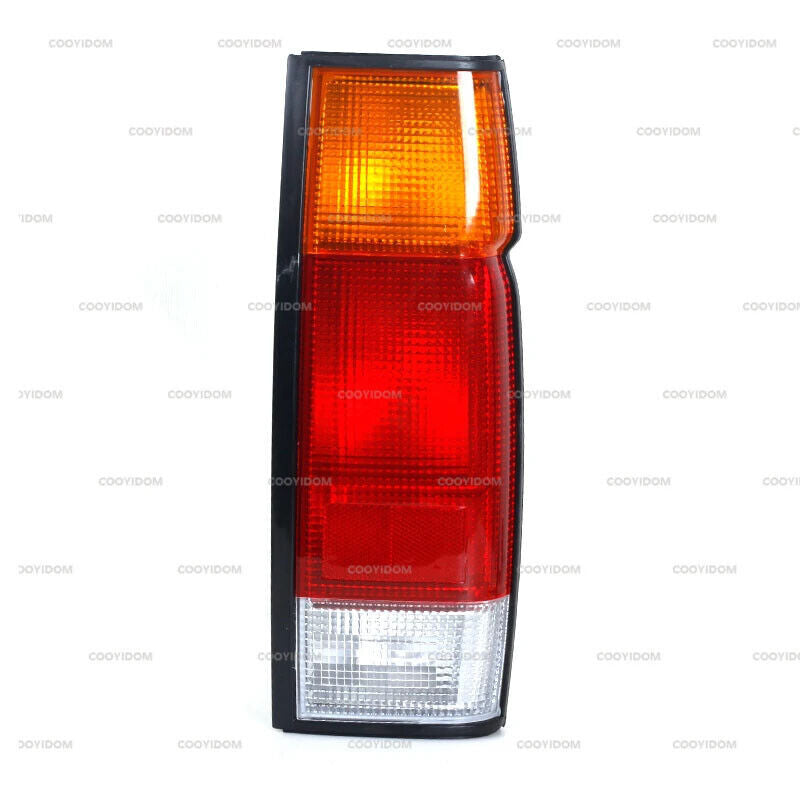 Suitable for Nissan Hardbody D21 pickups 1986-1997 B6550-25G60 right taillight.