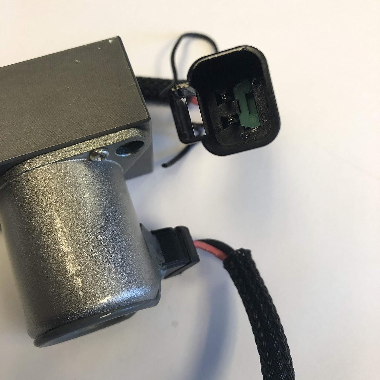 SV 43 702-21-57600 702-21-55600 SOLENOID VALVE FITS KOMATSU PC220-7 PC240-8