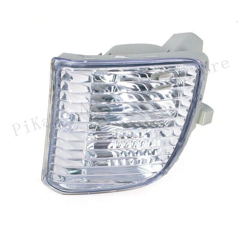 LH+RH front bumper fog light and turn signal lights are applicable to for Toyota RAV4 2001-2003.