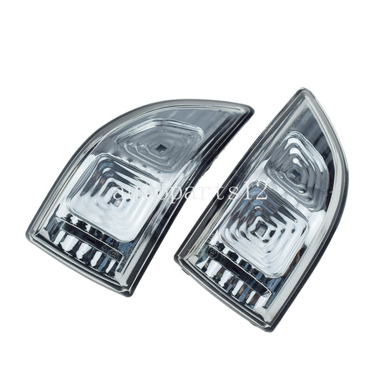 A pair of turn signals on the left and right side mirrors are applicable to the for Kia Sedona 2010-2014.