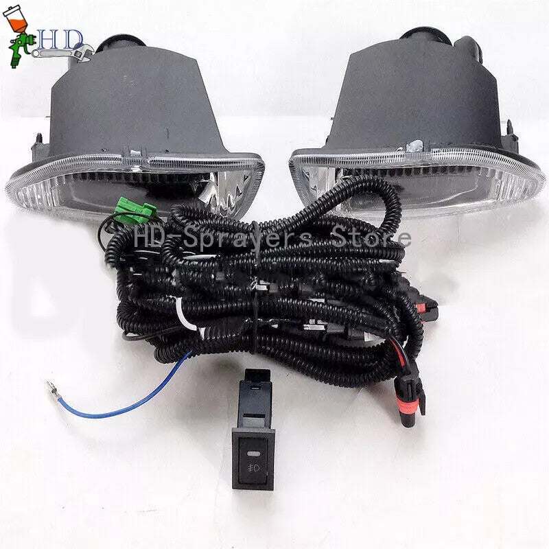 One set of front fog lights + wiring harness and switch suitable for 2002-2005 for Toyota Hilux