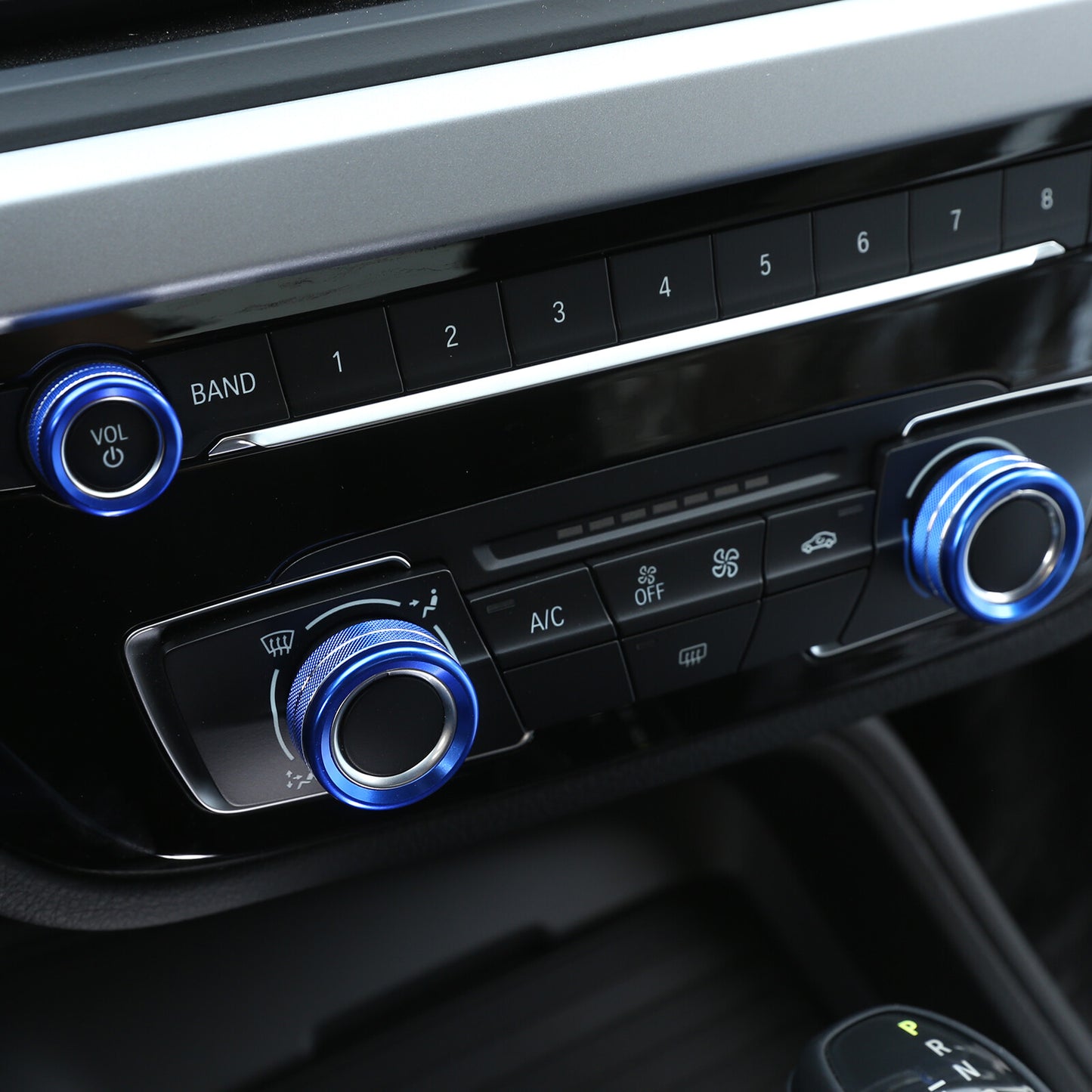 Steel front hood bracket with wire rope traction suitable for Toyota FJ Cruiser 2007-2021, USA.