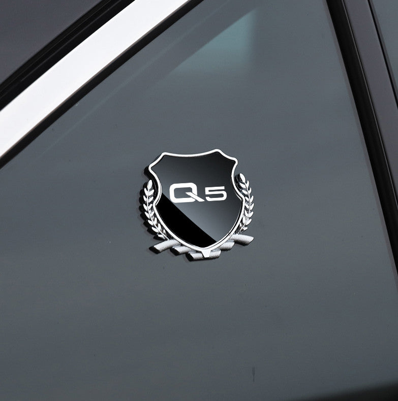 Black leather horseshoe buckle accessory for Audi A1 car keychain/key ring.