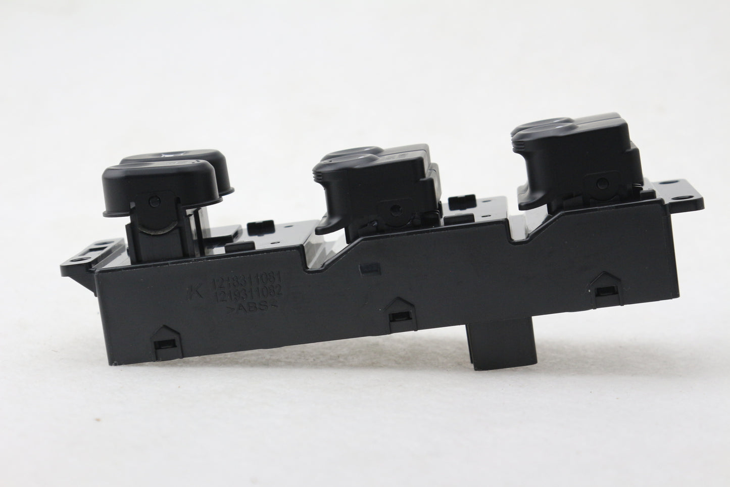 Driver Side Power Window Switch 93570-1R111 for Hyundai Accent 2011-2017 1.6L