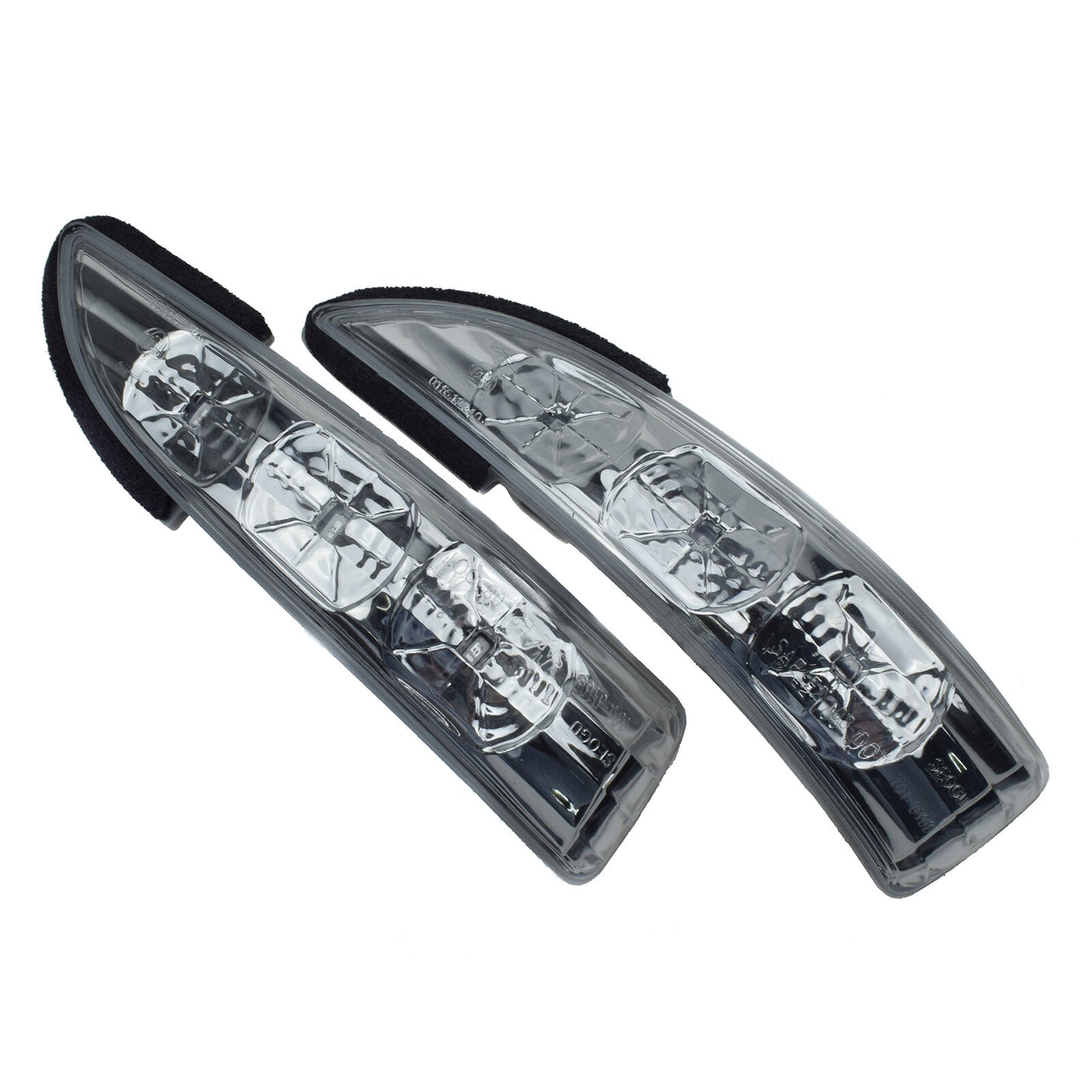 A pair of mirrored turn signals are available for the for Hyundai for Genesis Coupe 2010-2016.