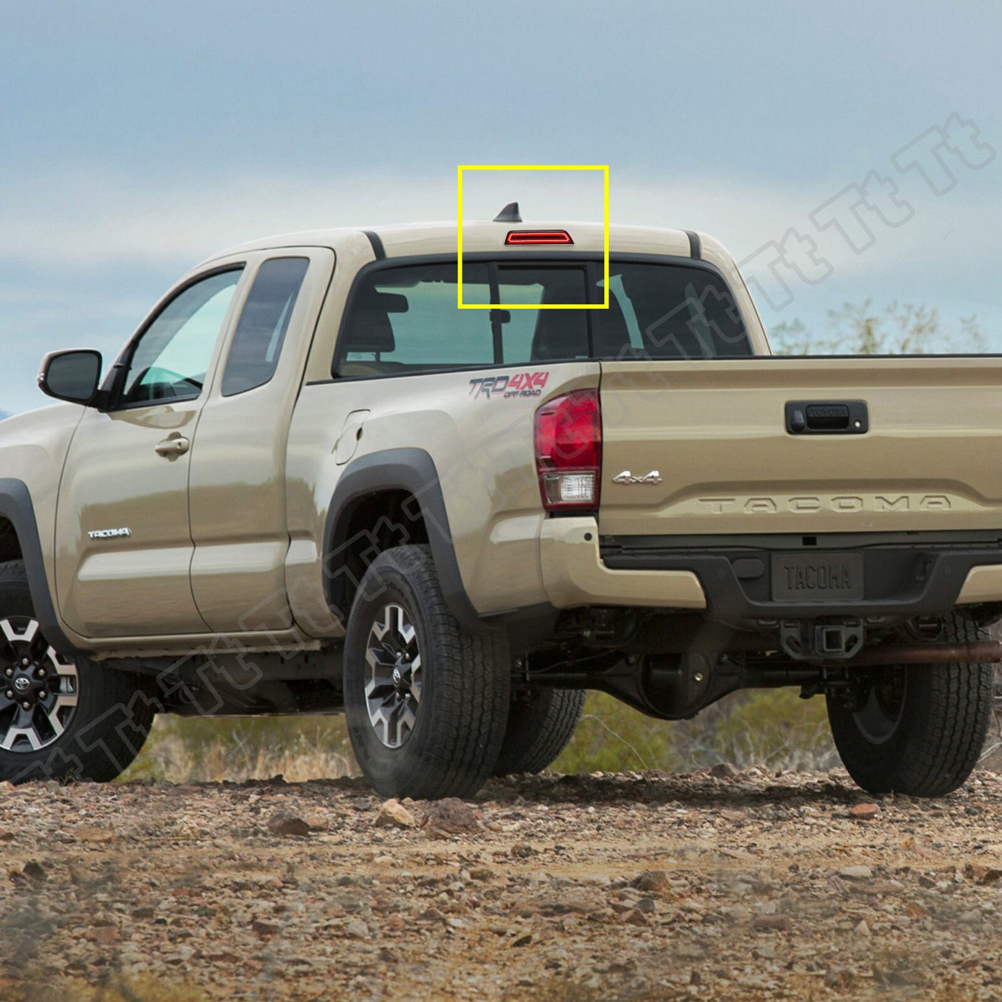 Suitable for 2016-2022 for Toyota Tacoma LED flashing lights, third tail brake cargo light (smoke-proof).