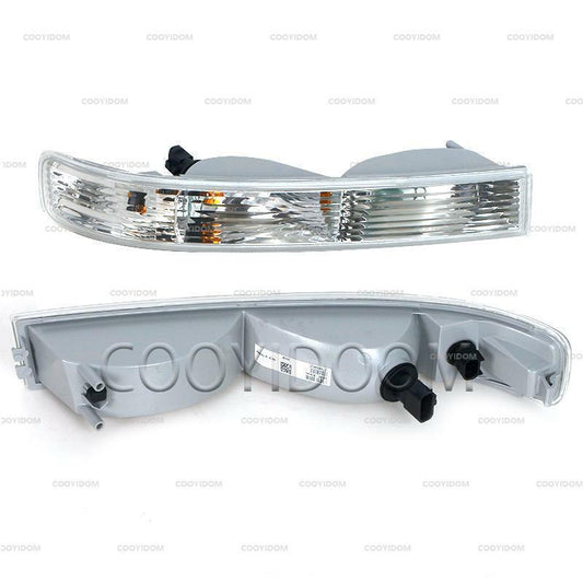 A pair of front parking light turn signals are applicable to for Chevrolet for GMC Van 1500 2500 2003 - 2019