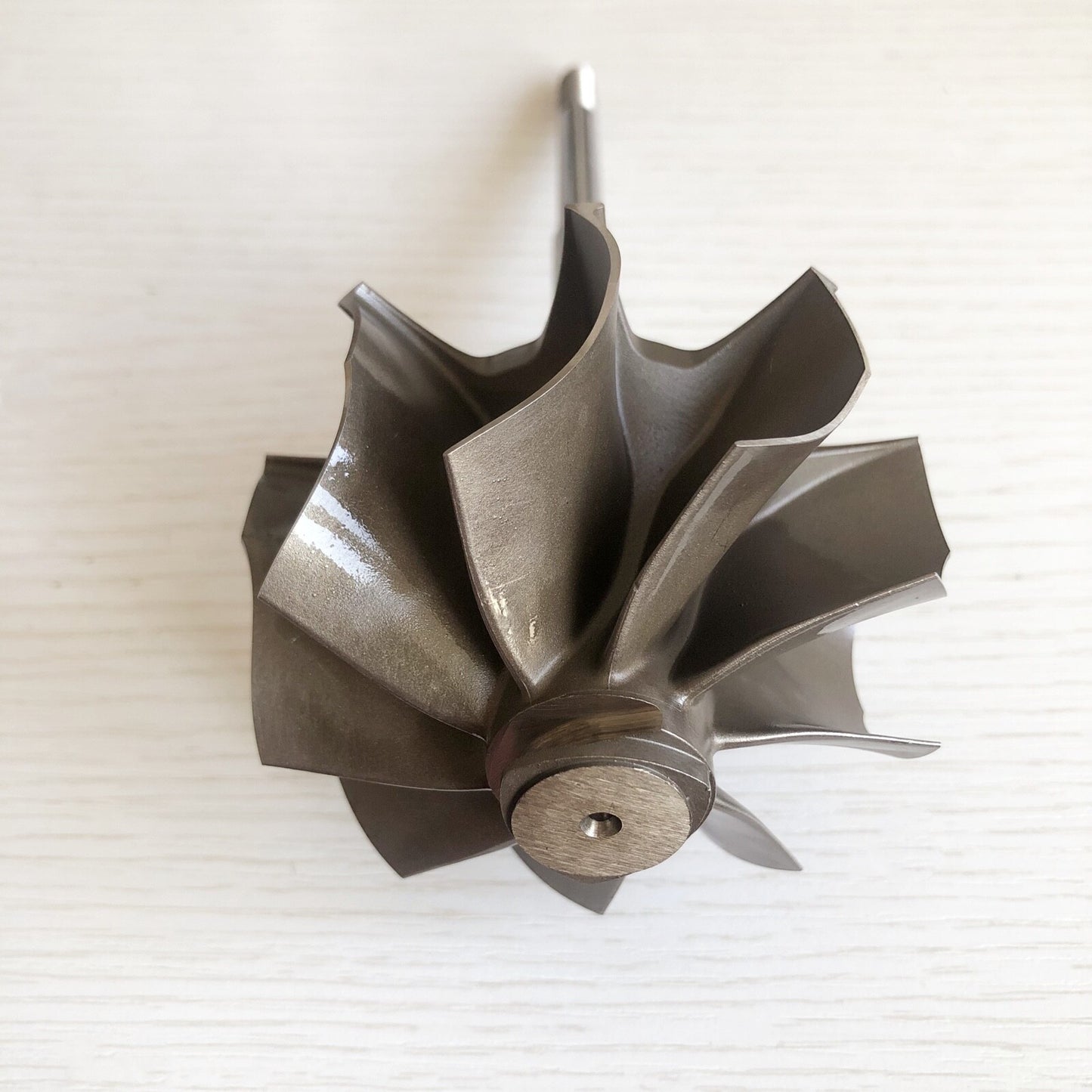 G42 Reverse 75.25/82 mm 9 Blade Ball Bearing Turbine Shaft/Turbine Wheel