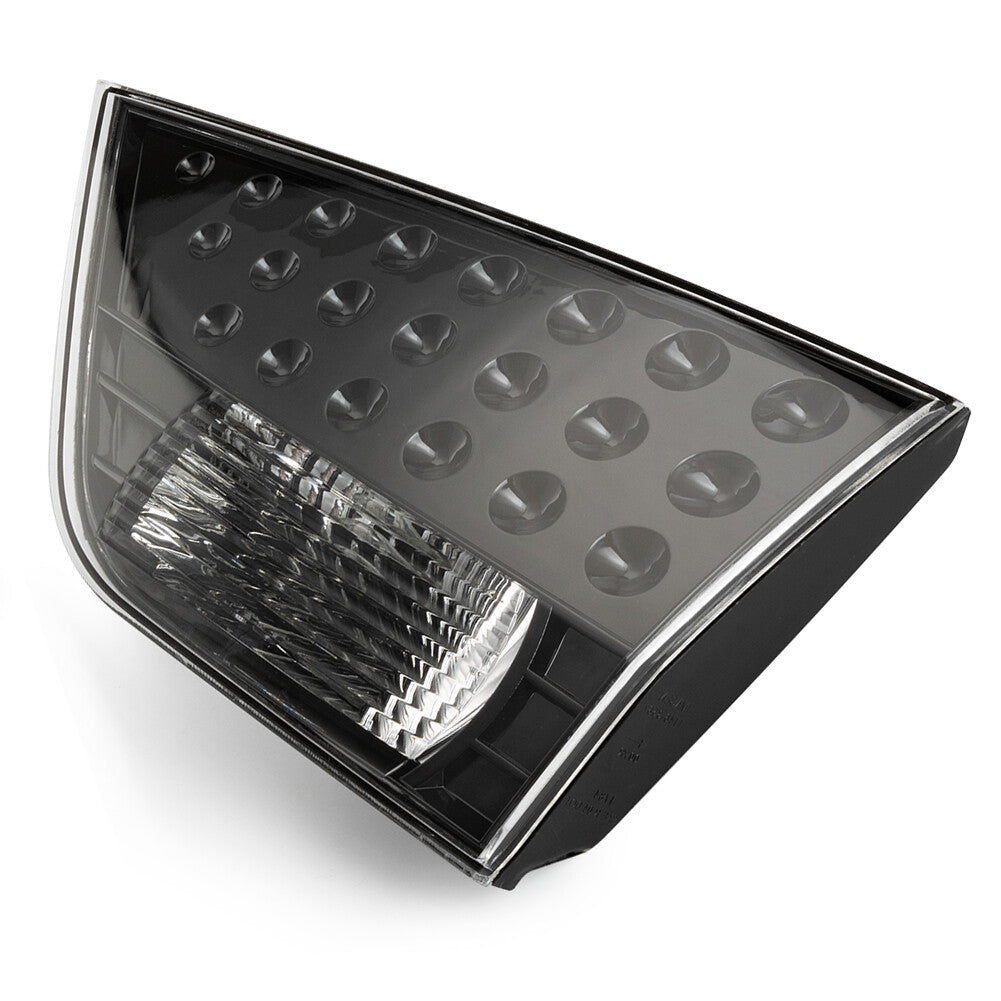 The right inner taillight is suitable for Mitsubishi Outlander SE models from 2007 to 2013.