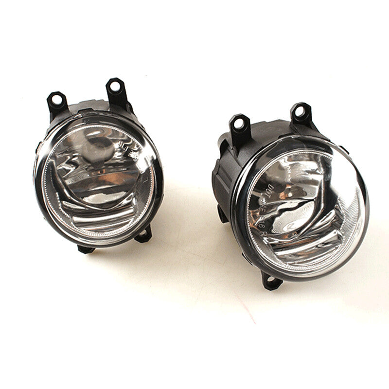 A pair of front fog lights with bulbs for Toyota for Sienna 2011 - 2017 LHRH