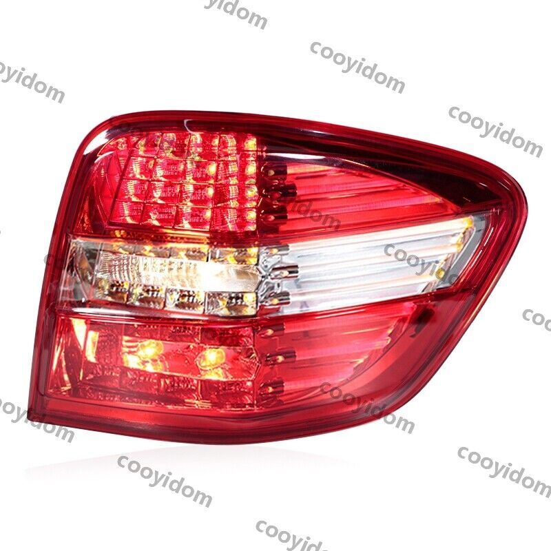 Applicable to 2009-2011 for Mercedes-Benz ML-Class W164 ML320 Right LED Taillight Assembly