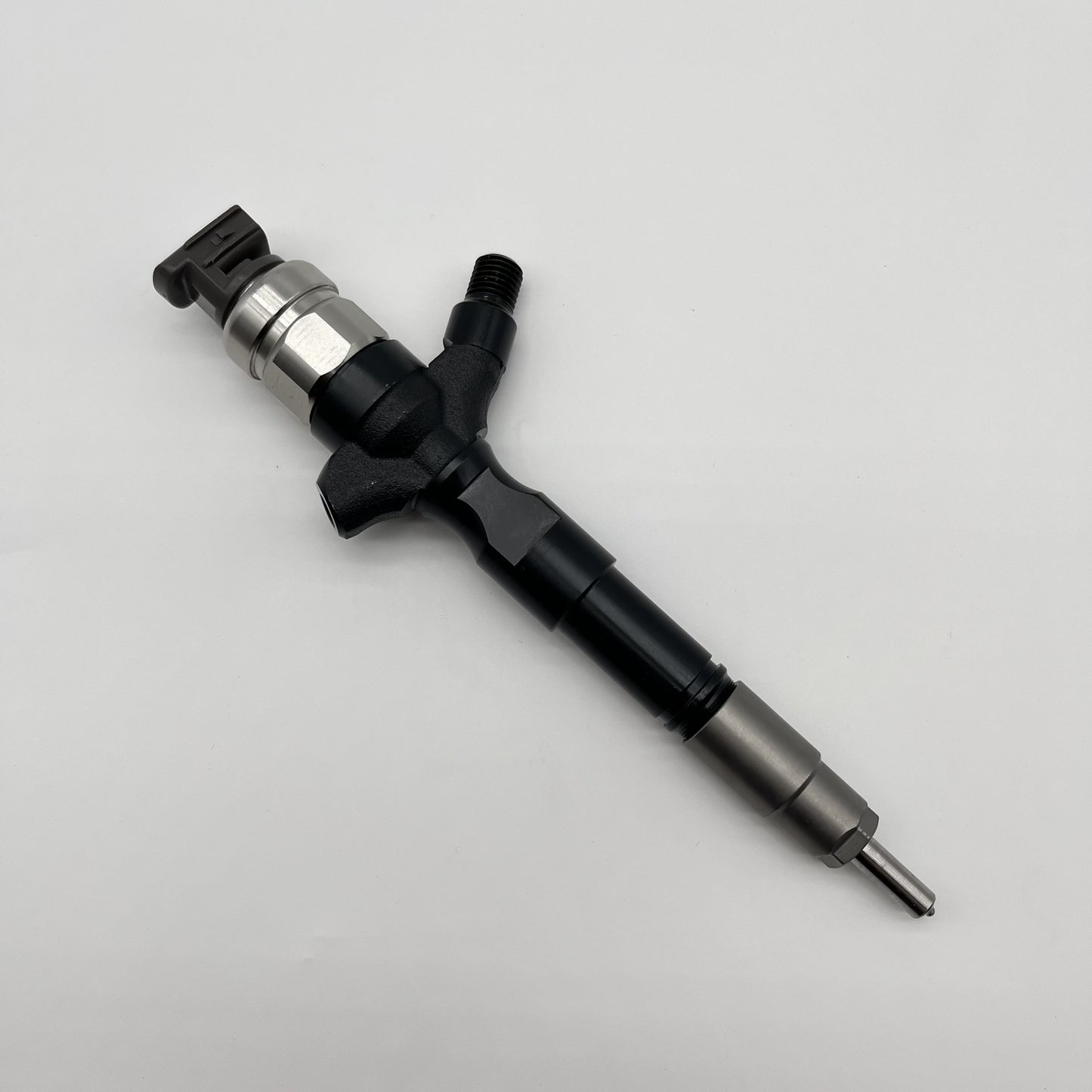 4X Fuel Injector 095000-6760 23670-30140 2367030140 for Toyota Hilux LandCruiser