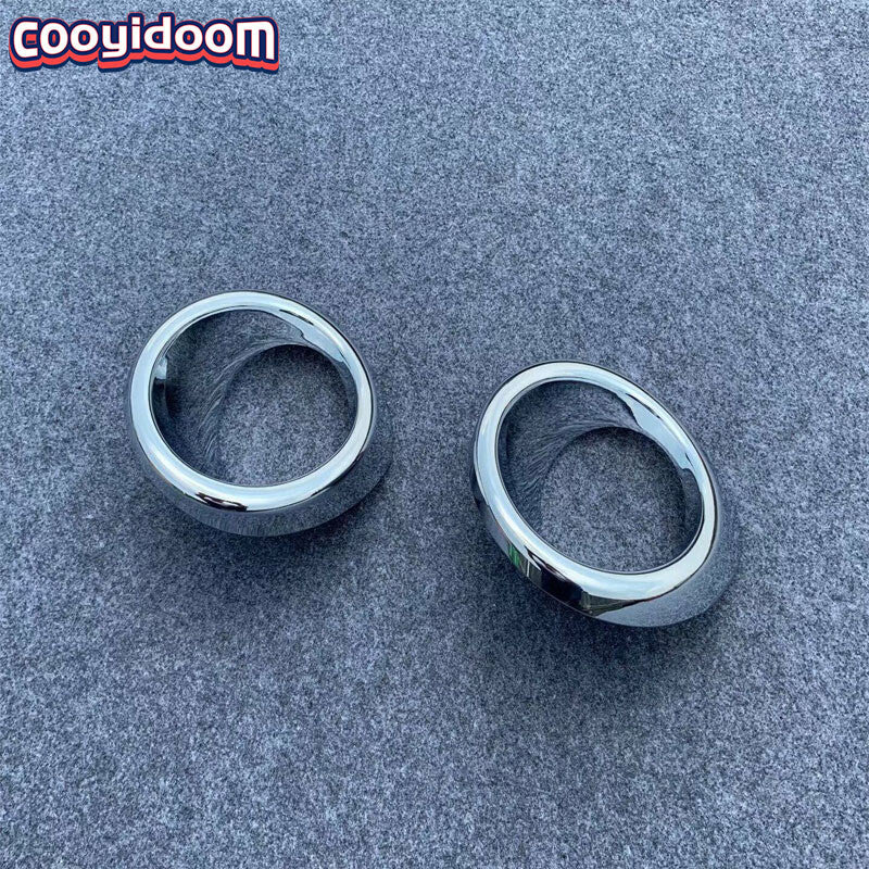 Automotive parts for Honda Pilot 2019: Chrome front fog light frame cover.