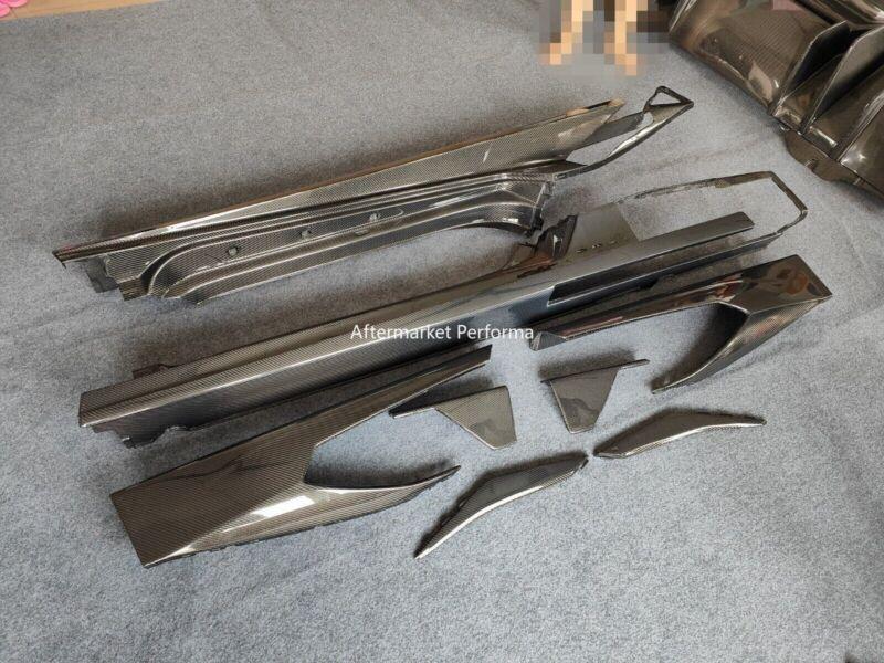 Suitable for LAMBORGHINI for HURACAN LP580 LP610 carbon fiber SIDESKIRTS side skirts M STY