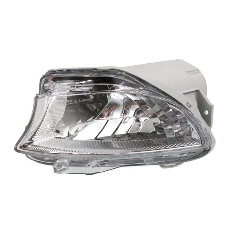 A pair of transparent lens front bumper fog lights for Lexus LS460 2007-2009