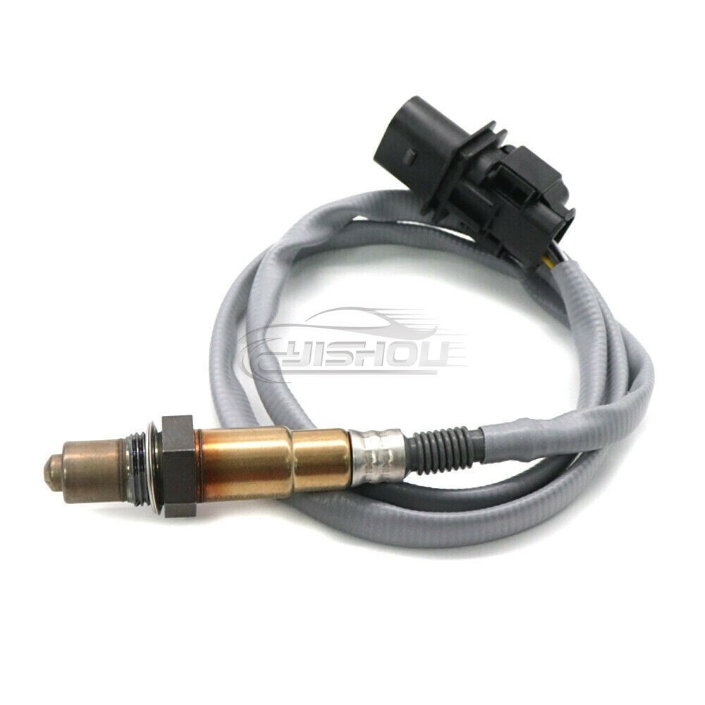 Upstream oxygen sensor 11787558073 is suitable for BMW 128i, 328i, 328i xDrive, 528i, 530i, X3, and Z4.