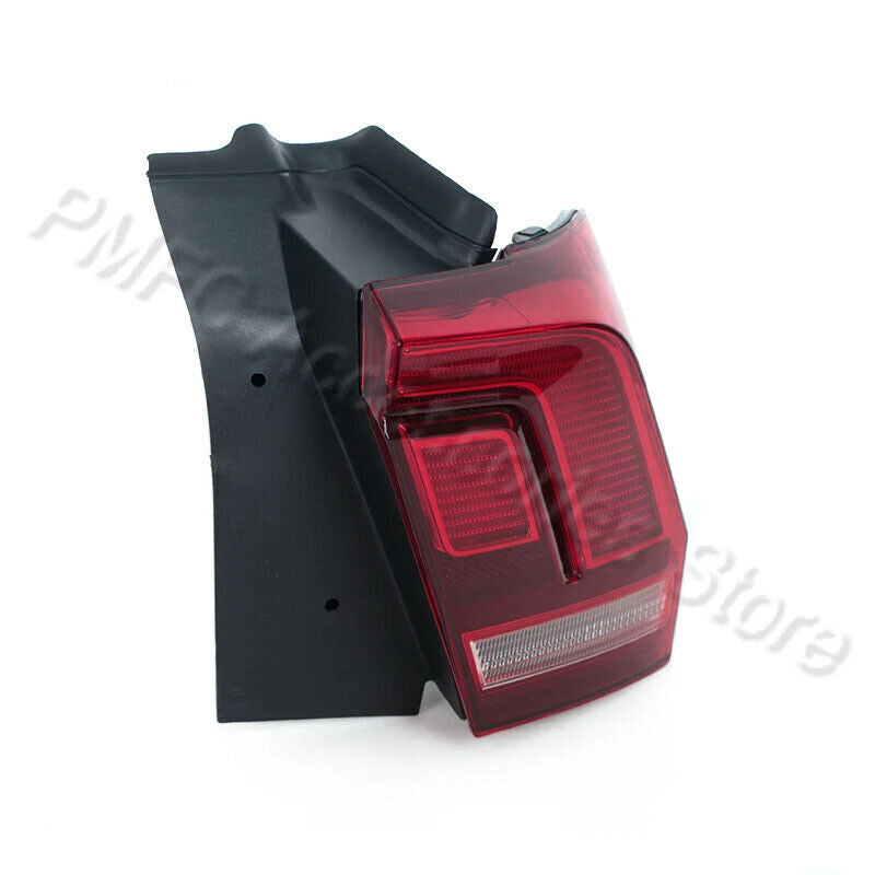 The left-side taillight and rear stop brake light are applicable to the for Volkswagen for Tiguan 2017-2021.