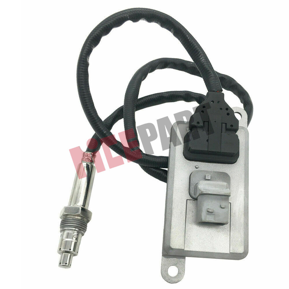 The NOx sensor RE553440 5WK96784 is compatible with S650, S660, S670, and S680 series.